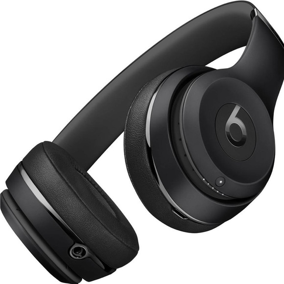 NWT Beats by Dr. Dre - Beats Solo3 Wireless Headphones